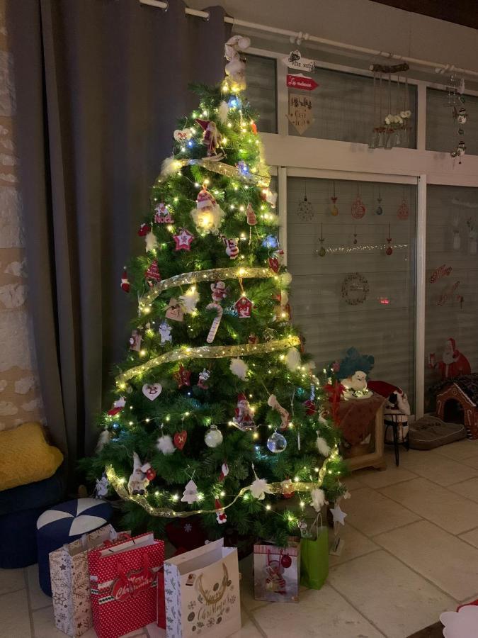 Ecole De Mathuna De Marigny Brizay Bagian luar foto